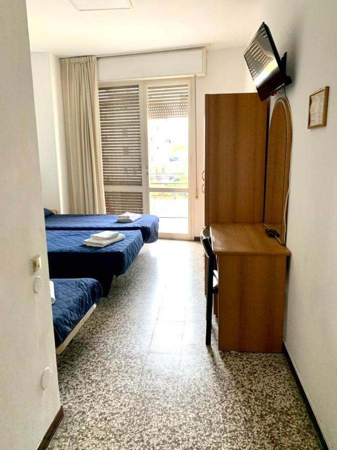 Hotel Telstar Rimini Eksteriør bilde