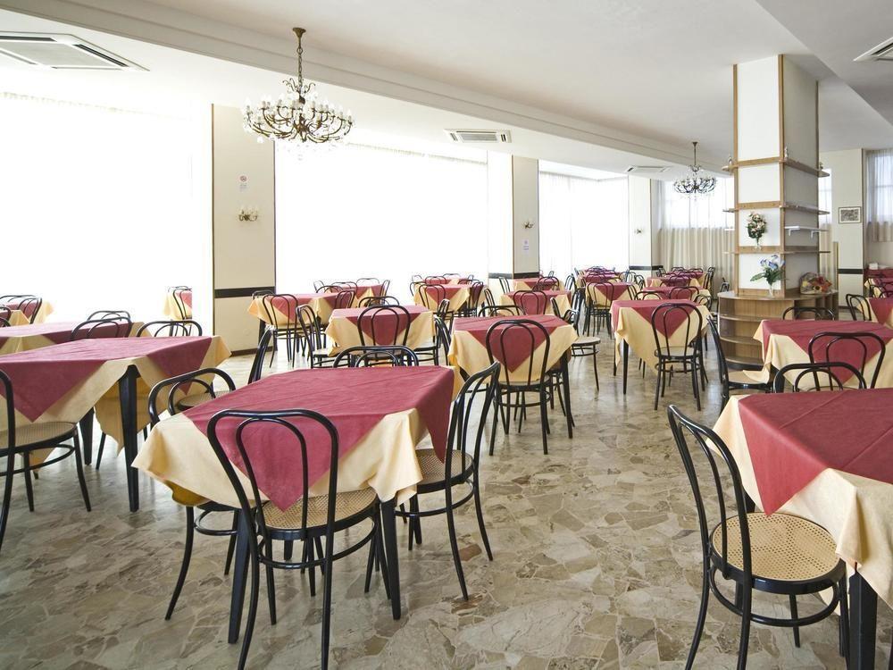 Hotel Telstar Rimini Eksteriør bilde