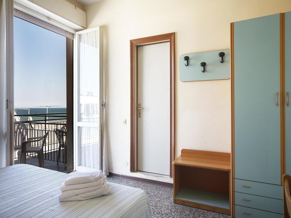 Hotel Telstar Rimini Eksteriør bilde