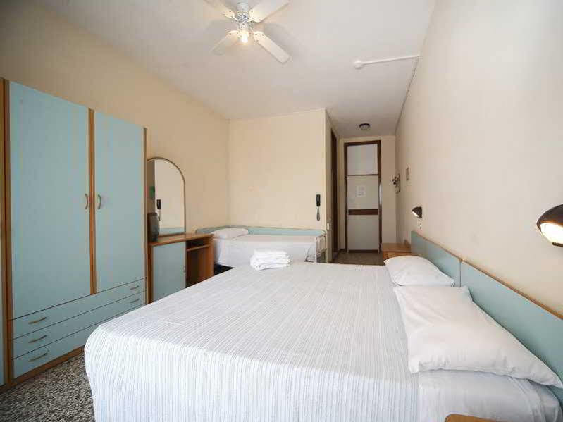 Hotel Telstar Rimini Eksteriør bilde
